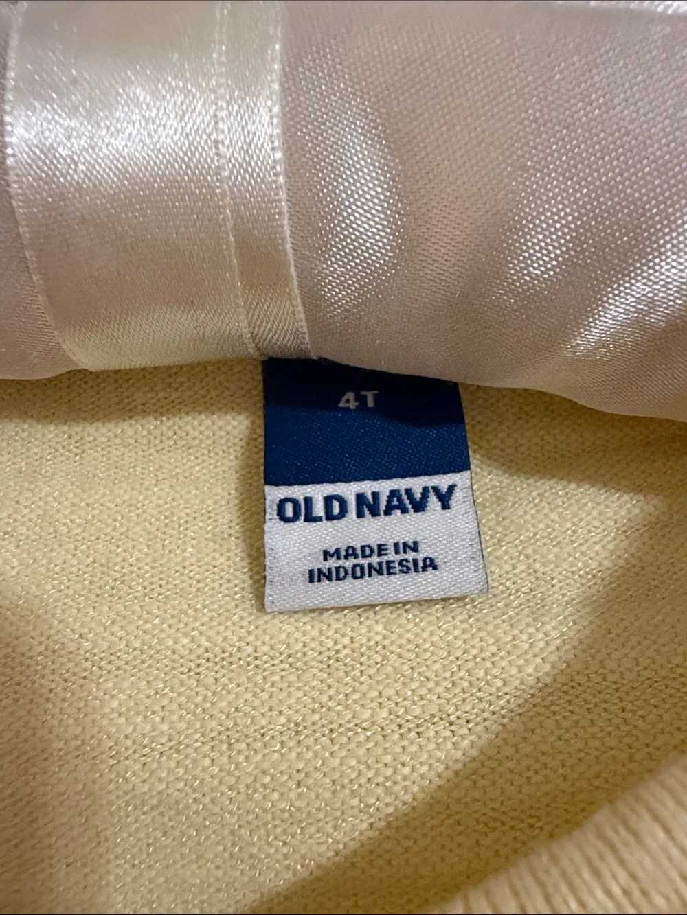 Old Navy Toddler Girls Lettuce-Edge Button-Front Cardigan